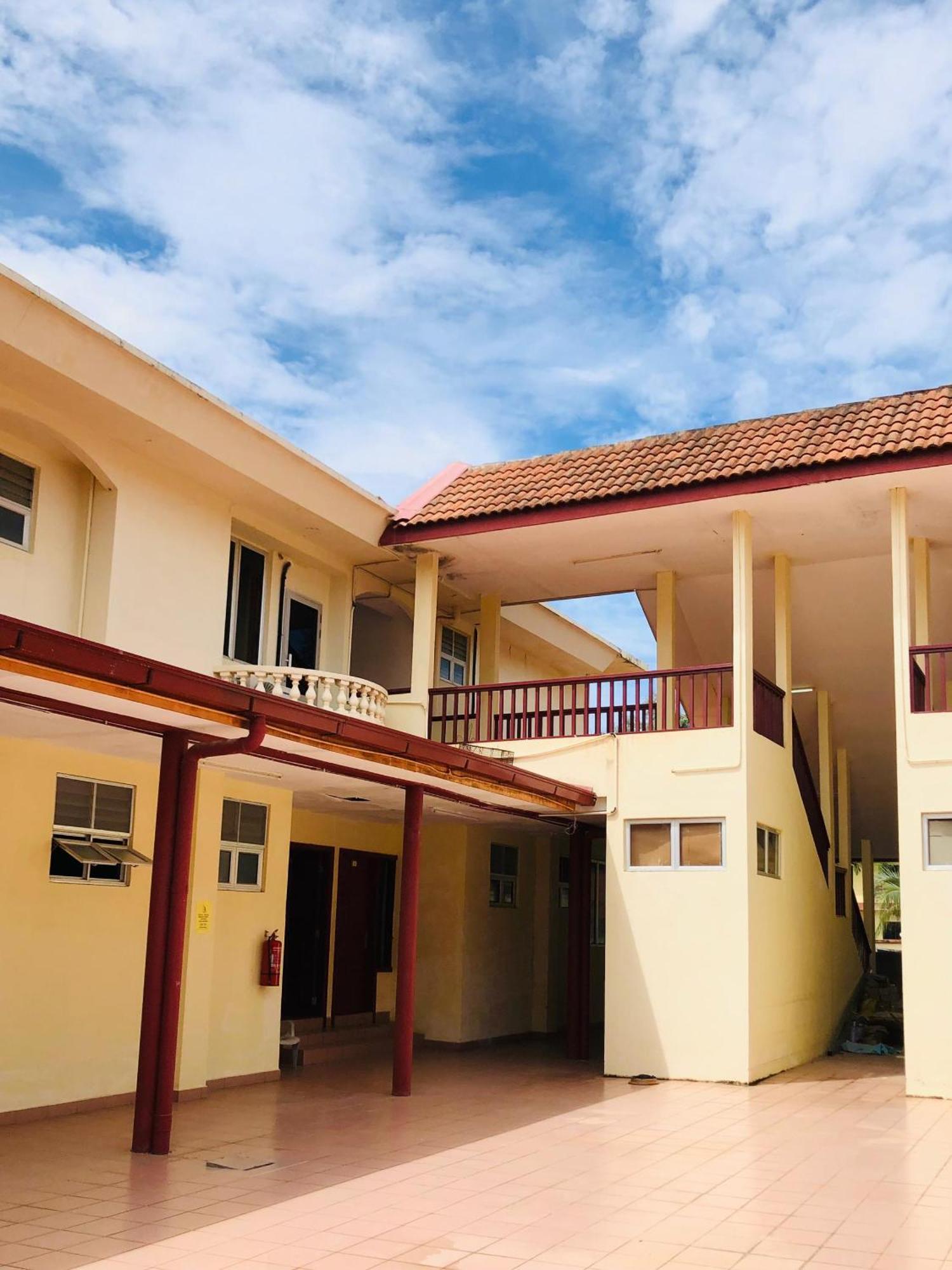 Intan Beach Resort Kuala Terengganu Eksteriør bilde