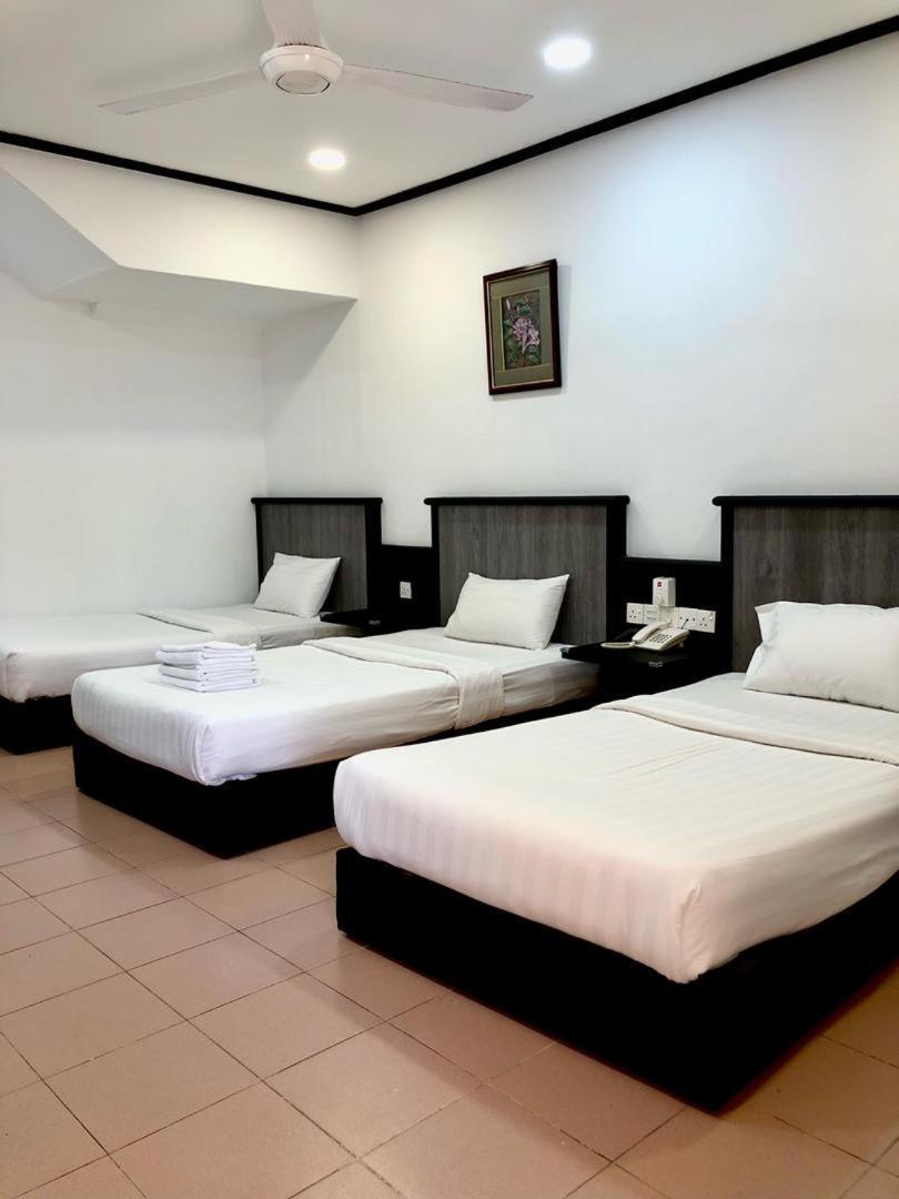 Intan Beach Resort Kuala Terengganu Eksteriør bilde