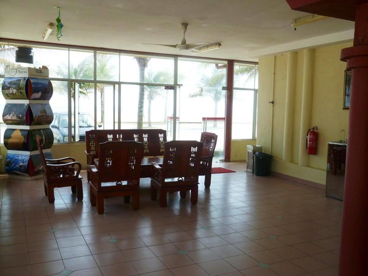 Intan Beach Resort Kuala Terengganu Eksteriør bilde