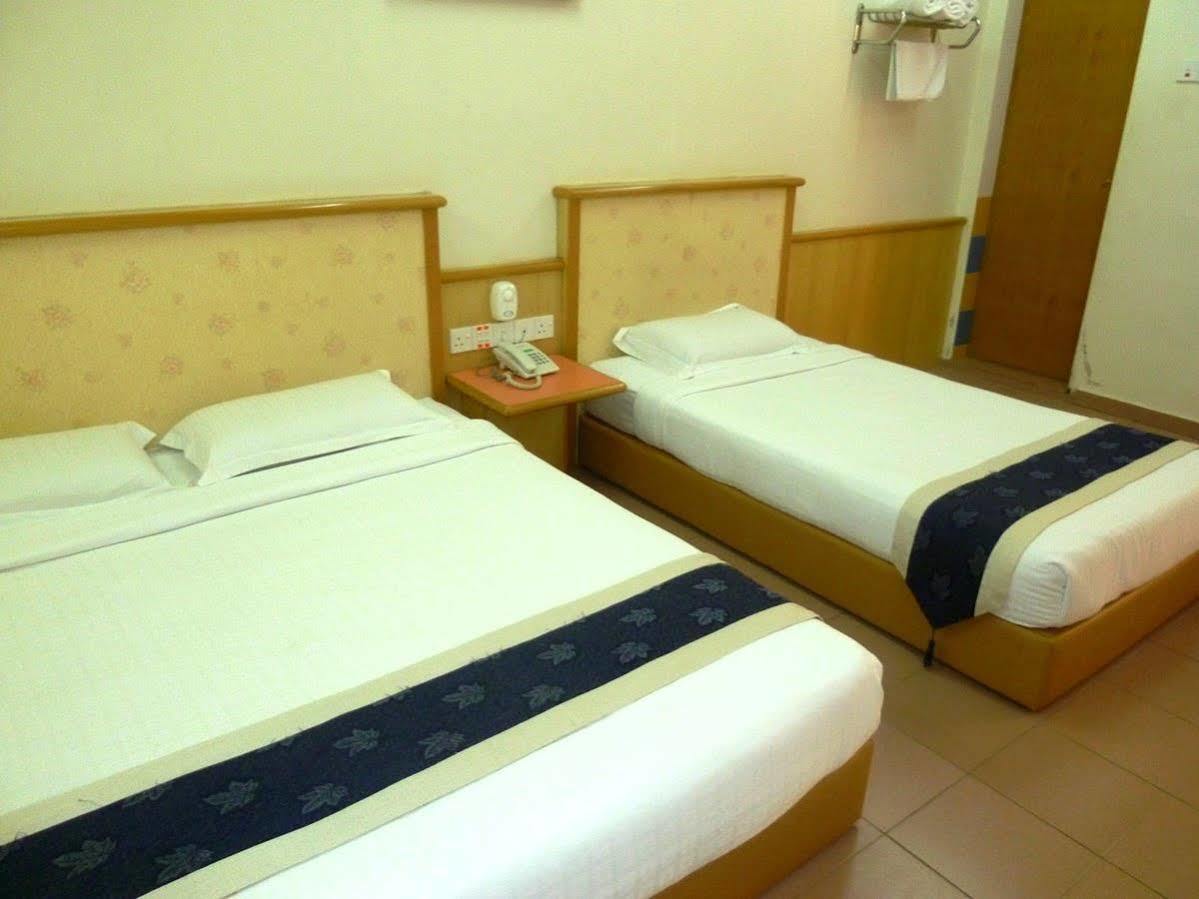 Intan Beach Resort Kuala Terengganu Eksteriør bilde